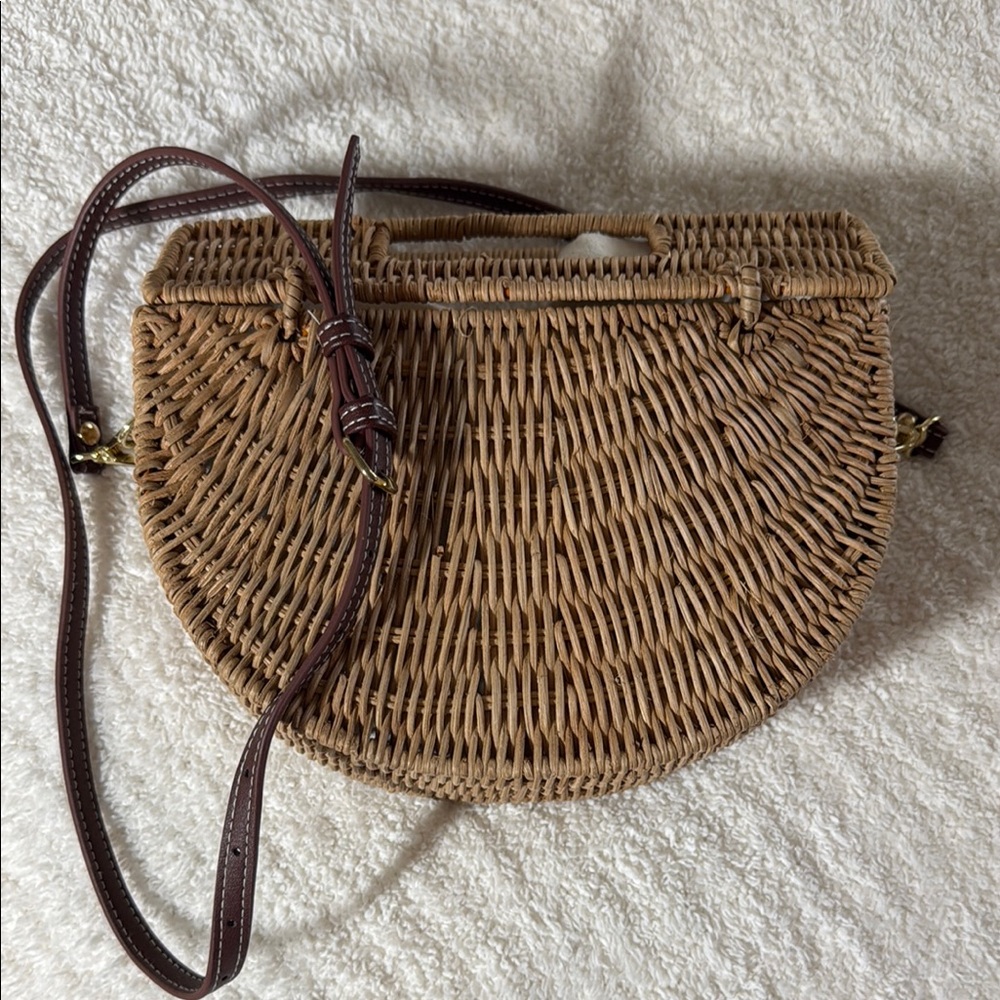 C&C California Tan and Brown Crossbody Bag with Woven Design